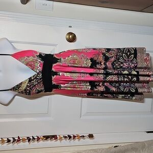 Midi dress XS-S, padded top, adjustable spaghetti straps,  ties in back so cute